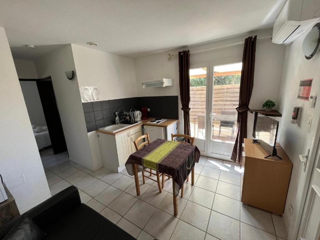 Mont Bouquet Lodge-Residence Hoteliere Brouzet-les-Ales Exteriör bild