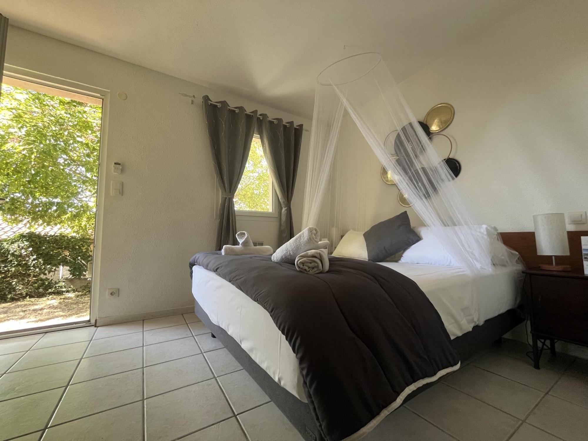 Mont Bouquet Lodge-Residence Hoteliere Brouzet-les-Ales Exteriör bild