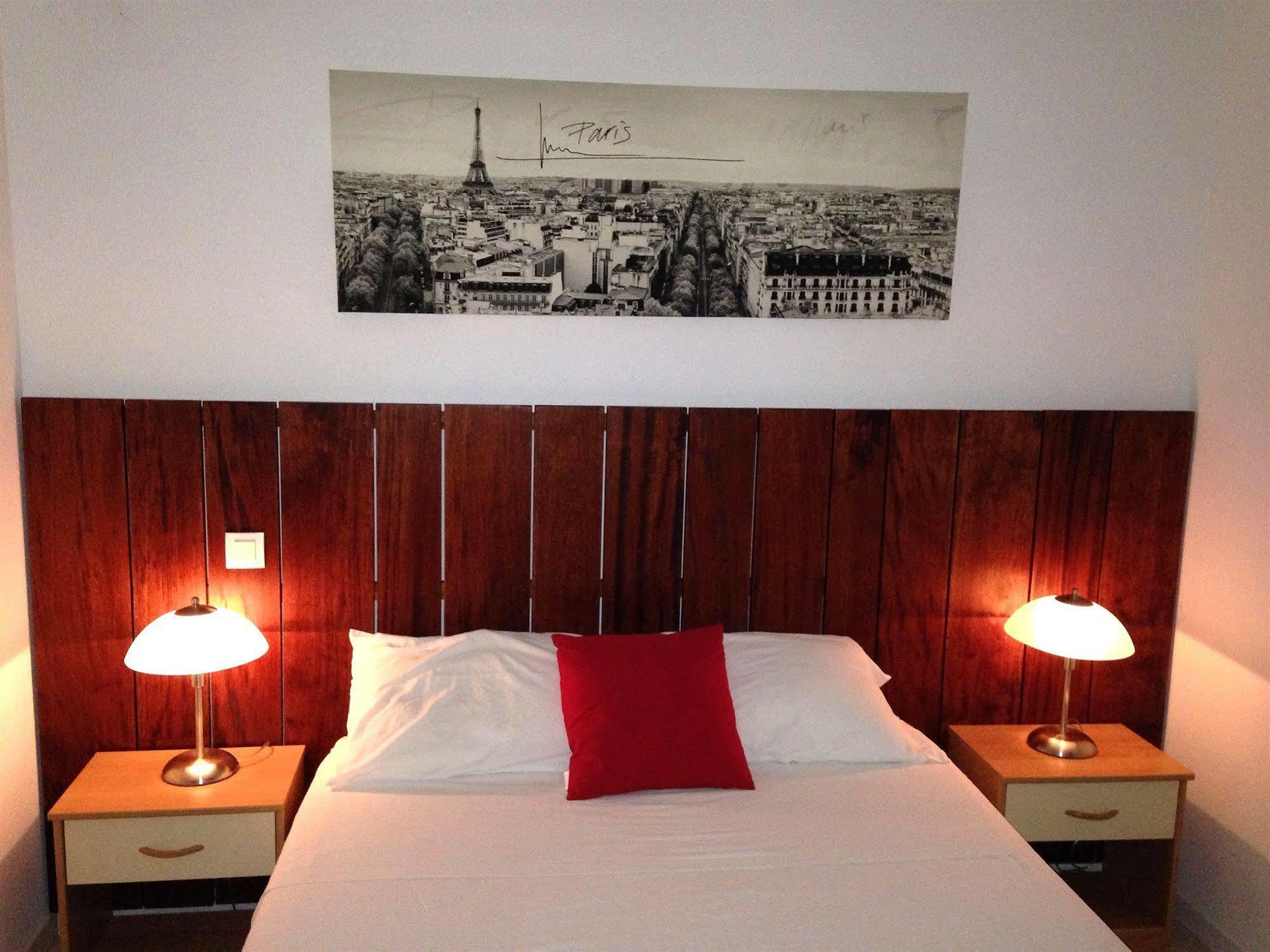 Mont Bouquet Lodge-Residence Hoteliere Brouzet-les-Ales Exteriör bild
